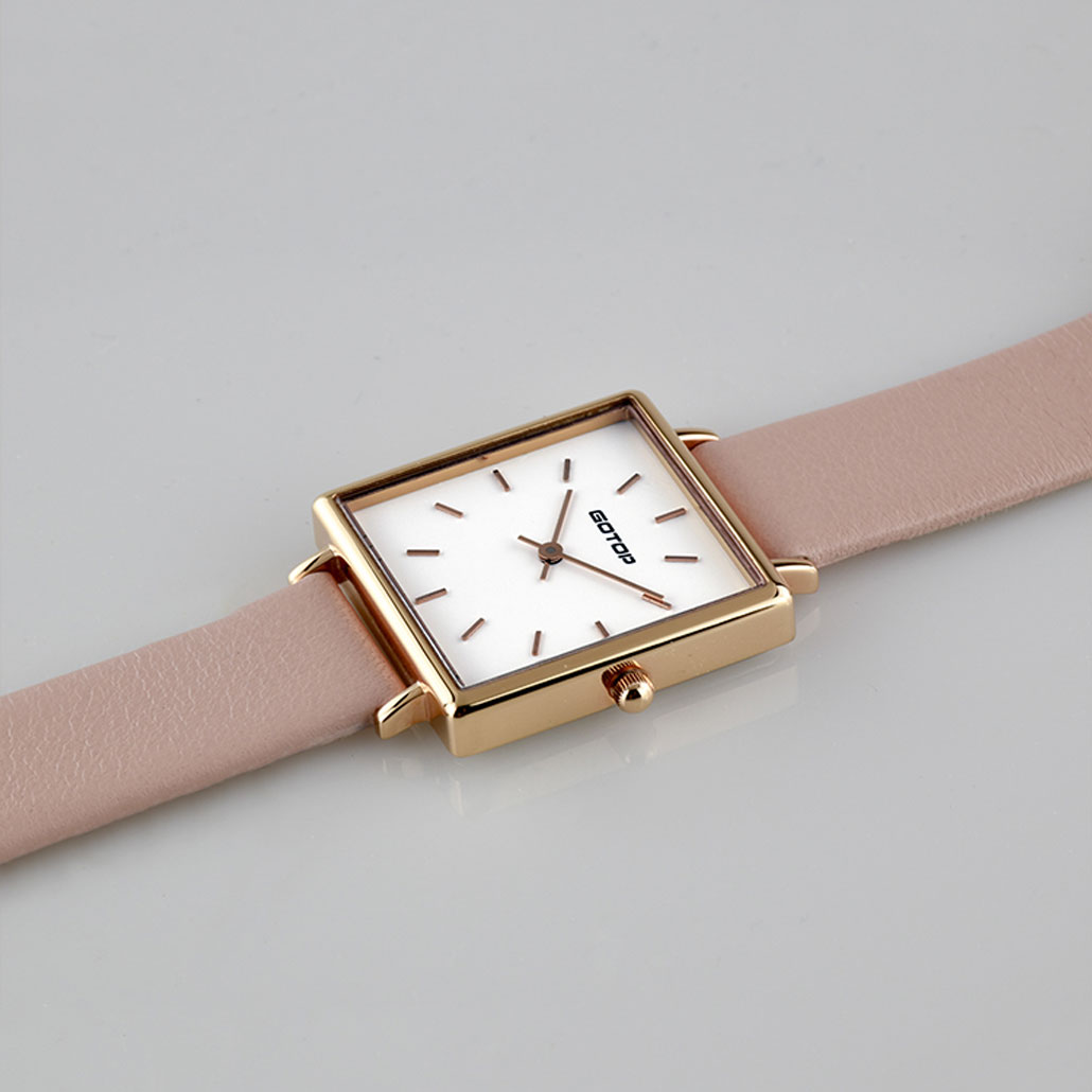 rose gold square watch
