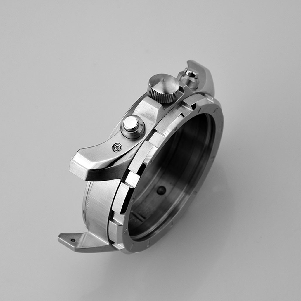 WC032 Large Stainless-steel Watch Case With Rotating Bezel
