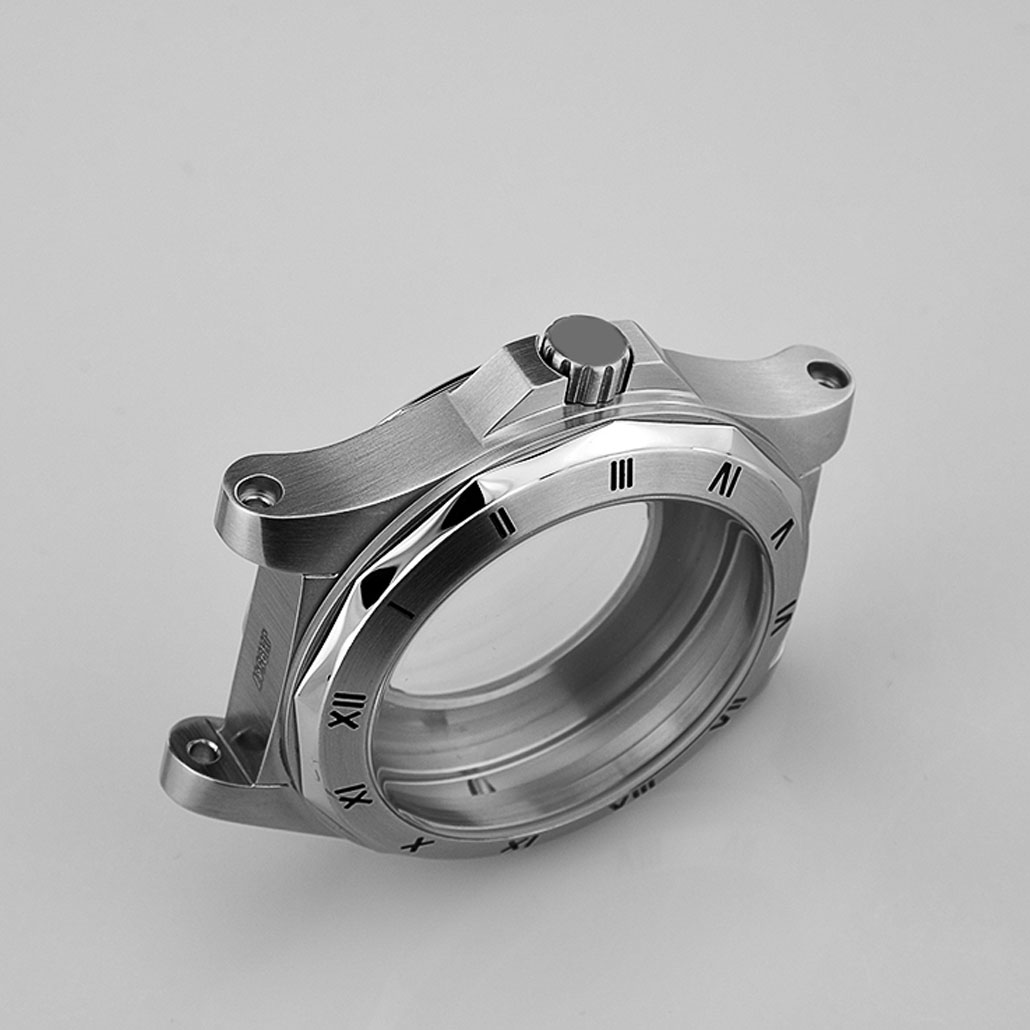 WC013 Stainless-steel Case With Angular Bezel And Brushed Finish