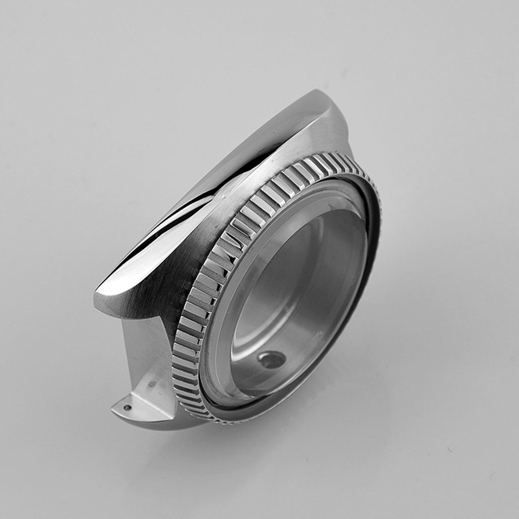WC044 Simple Metal Watch Case With Large, Knurled Bezel