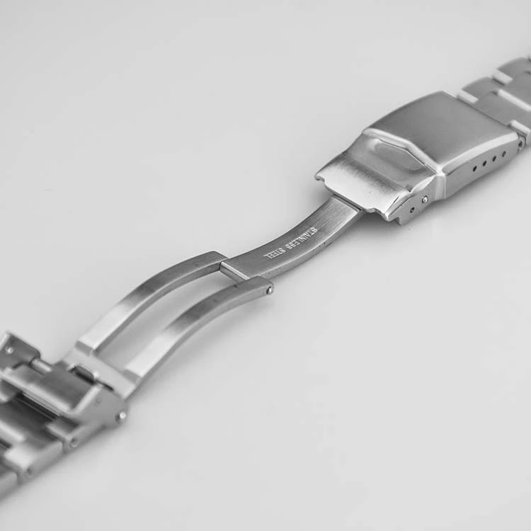 Stainless Steel Watch Strap In Silver