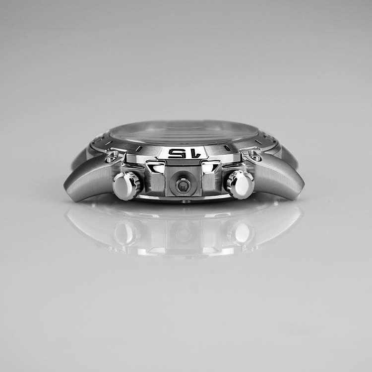 Round Watch Case With Polished Crown