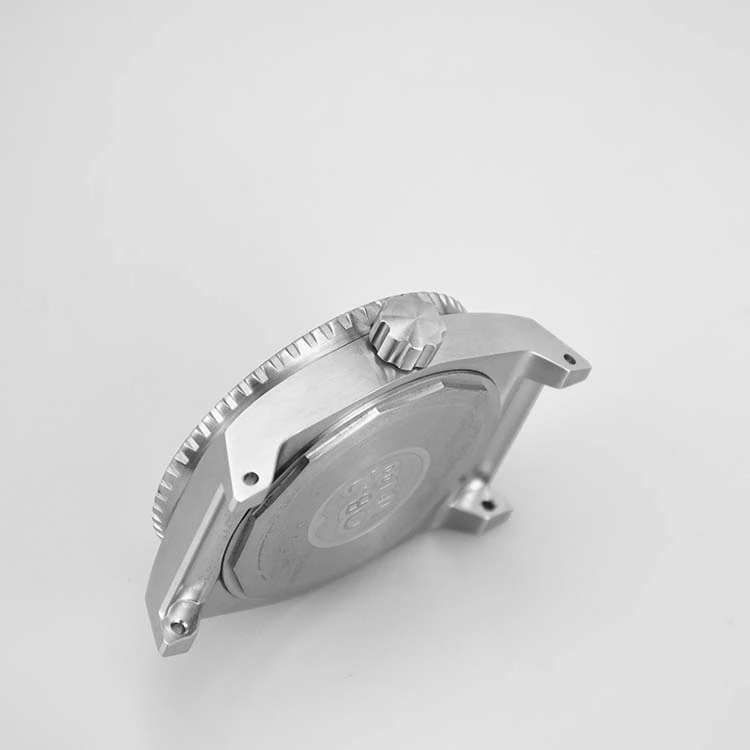 Dive Watch Case With Helium Exhaust Valve