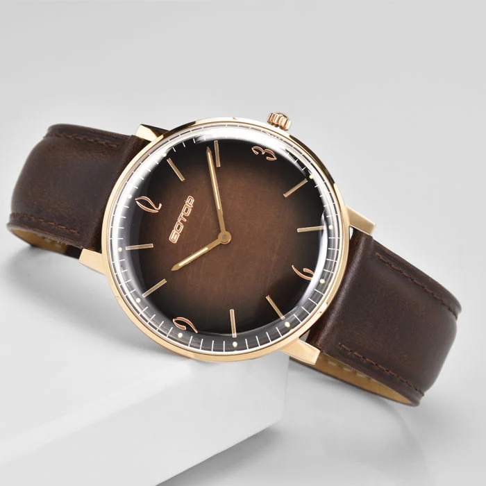 Vintage Men's Quarz Watch With Leopard Eye Dial Gradient Genuine Leather Strap