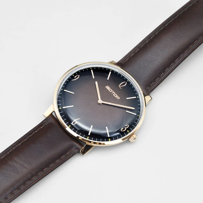 Vintage Men's Quarz Watch With Leopard Eye Dial Gradient Genuine Leather Strap