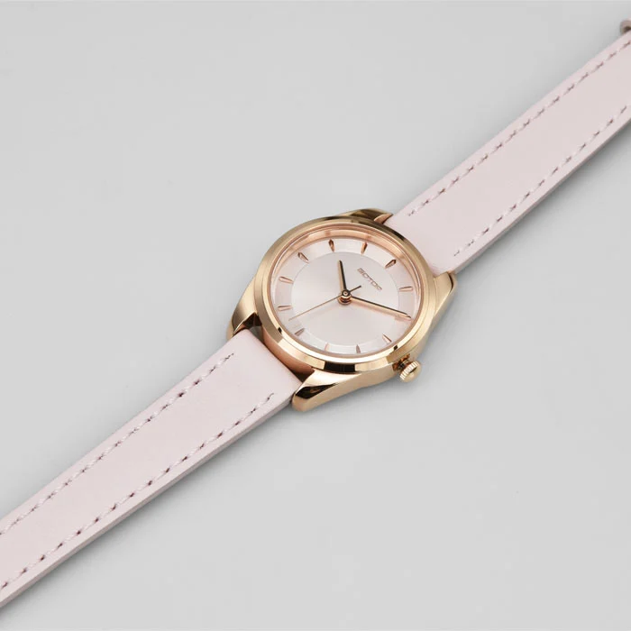 Beautiful Lady 25mm Watches with Double-wrap Leather Strap